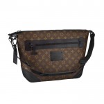 Louis Vuitton Messenger Waterproof 1523