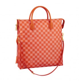 Louis Vuitton Mobil 1556