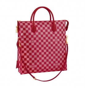 Louis Vuitton Mobil 1562