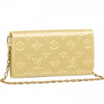 Louis Vuitton Chaine Wallet 0522