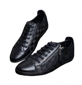 Louis Vuitton Zip Up Sneaker In Damier Aventure 2899