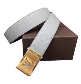 Louis Vuitton Initials Taiga Leather Belt 1405