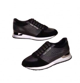 Louis Vuitton Run Away Sneaker 2130