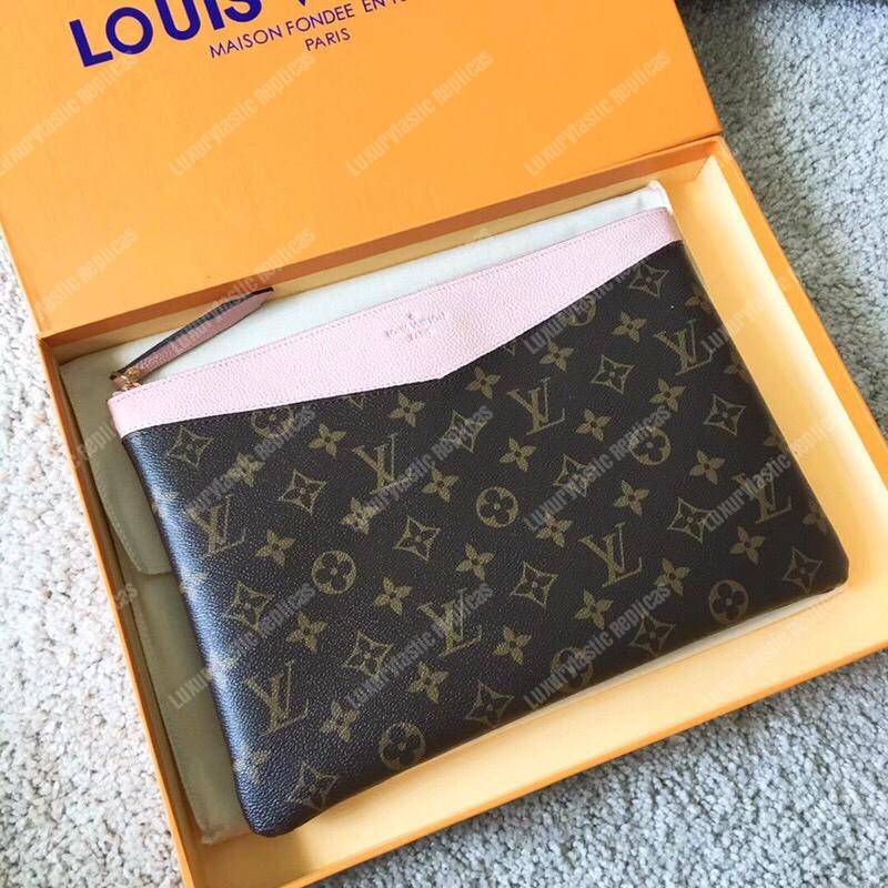 Mince Withered fjer Louis Vuitton Daily Pouch Monogram Rose Poudre - Bags Valley