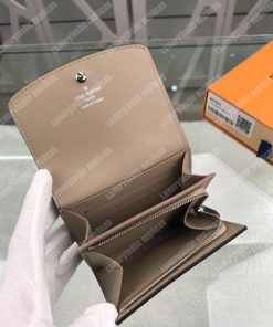 Louis Vuitton MAHINA 2019 SS Iris Compact Wallet (M62541)