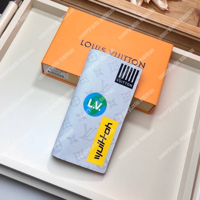 Louis Vuitton Brazza Wallet Monogram – ＬＯＶＥＬＯＴＳＬＵＸＵＲＹ