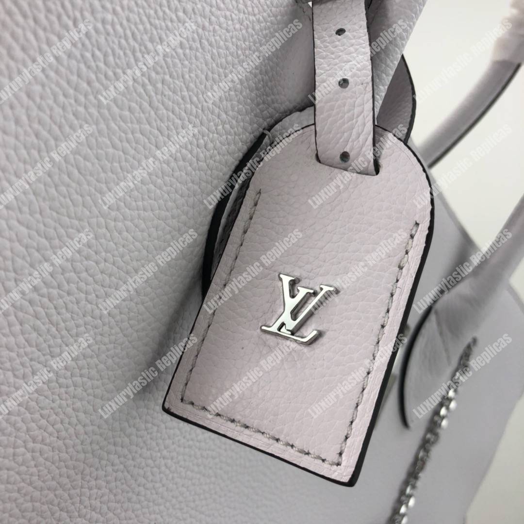 LOUIS VUITTON Milla Mm - Craie