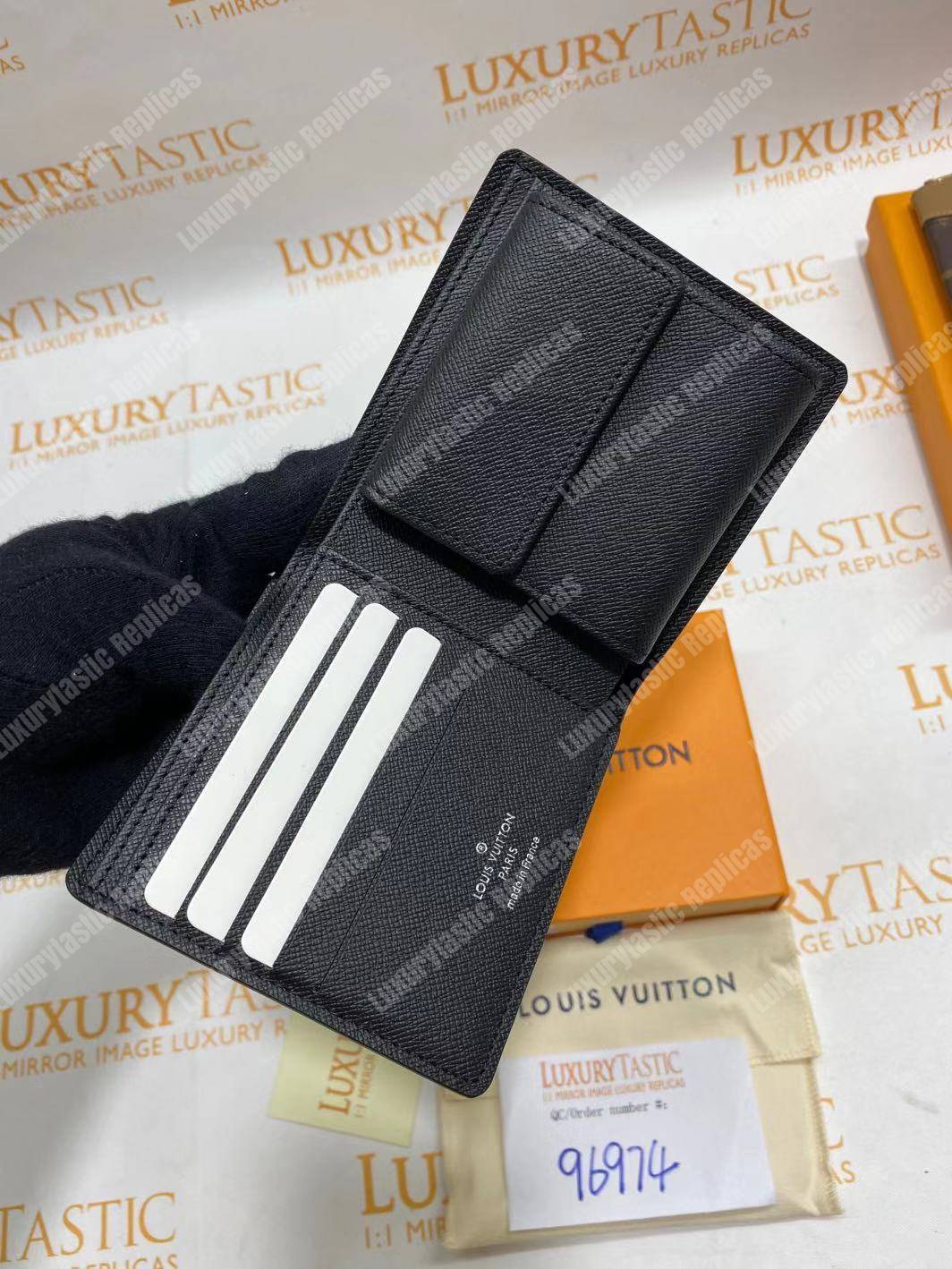 Louis Vuitton LV Marco wallet new Brown Leather ref.238993 - Joli