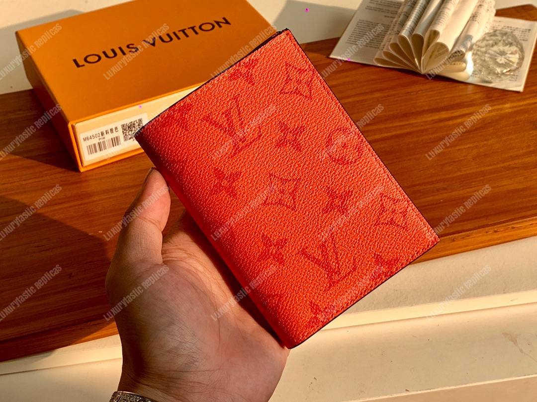 Louis Vuitton Passport Holder for Sale in Orange, CA - OfferUp